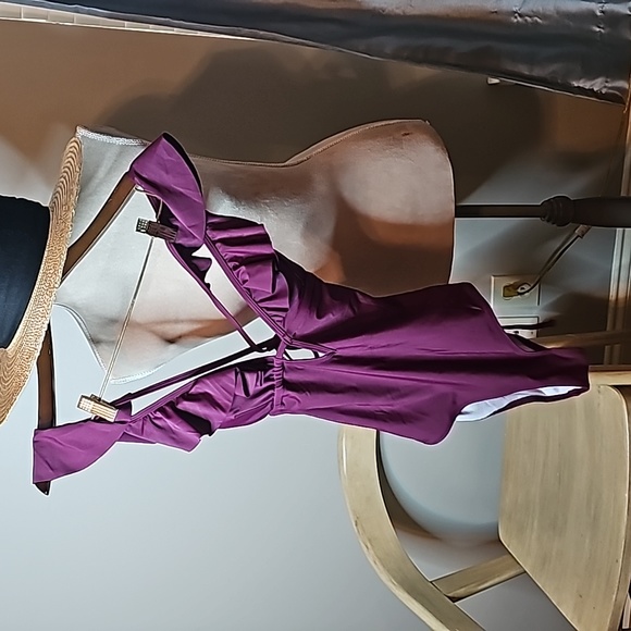 Swim Suit - Picture 4 of 11